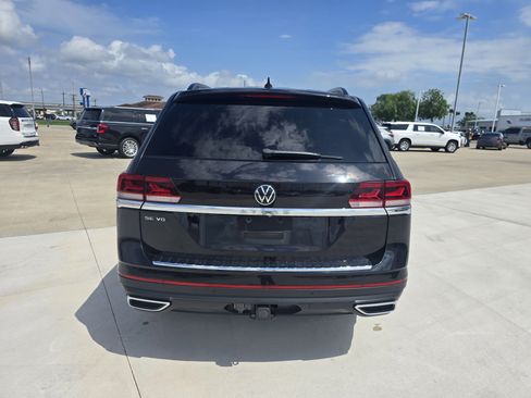Used 2022 Volkswagen Atlas SE image 4