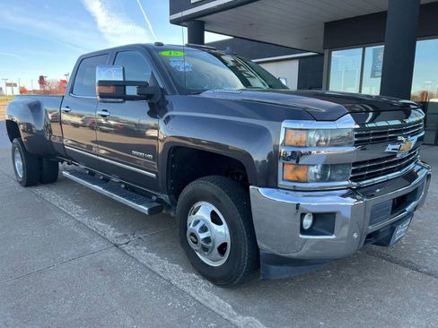Used 2015 Chevrolet Silverado 3500 LTZ w/ Duramax Plus Package image 11