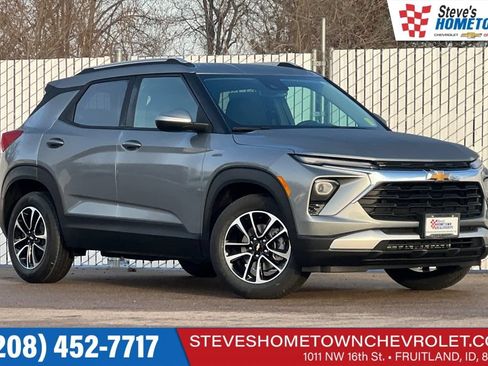 New 2026 Chevrolet TrailBlazer LT FWD image 1