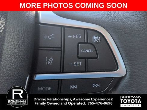 Used 2026 Toyota Sienna XLE FWD image 16