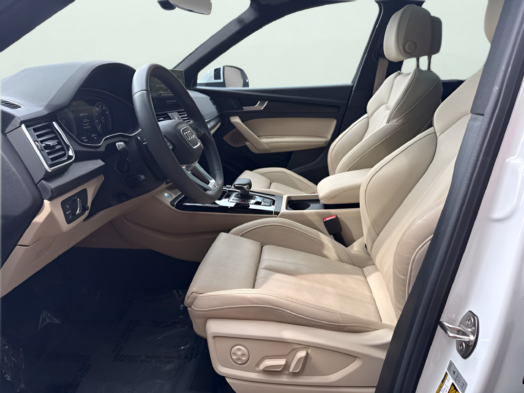 Used 2024 Audi Q5 e Premium Plus w/ Premium Plus Package AWD/4WD image 19