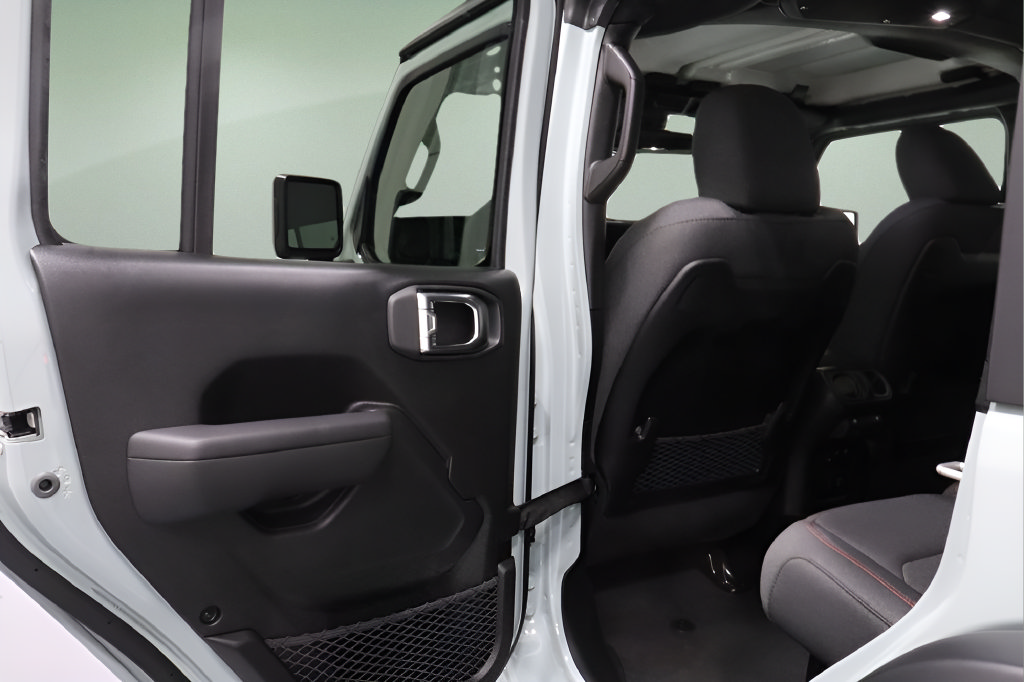 New 2026 Jeep Wrangler Unlimited Rubicon AWD/4WD image 10