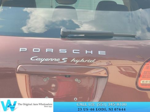 Used 2013 Porsche Cayenne S AWD/4WD image 12