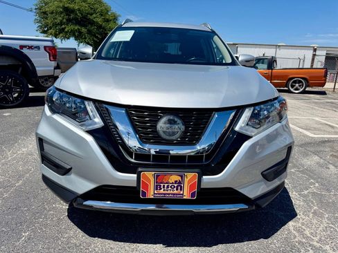 Used 2020 Nissan Rogue SV w/ Premium Package FWD image 8