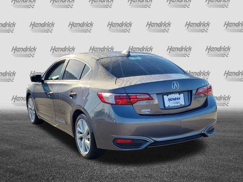 Used 2018 Acura ILX FWD image 5