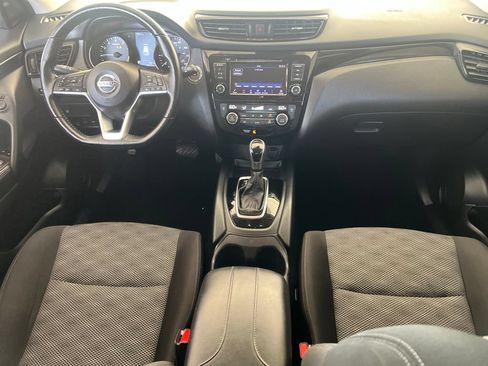 Used 2022 Nissan Rogue Sport SV AWD/4WD image 18