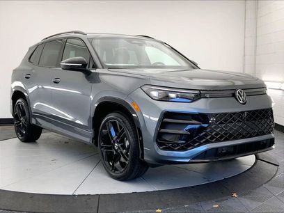 New 2026 Volkswagen Tiguan SE R-Line