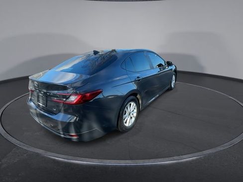 Used 2025 Toyota Camry LE image 14