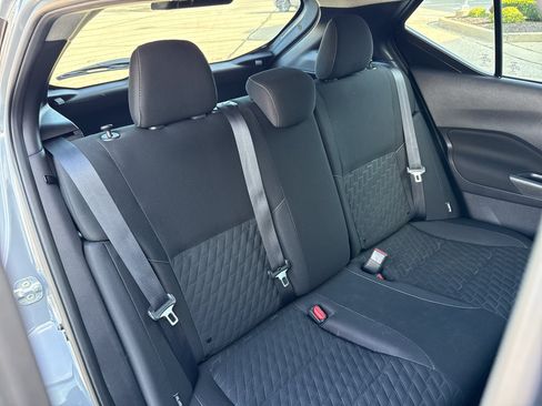 Used 2021 Nissan Kicks SV FWD image 29