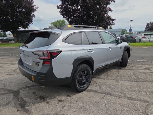 Certified 2024 Subaru Outback Wilderness AWD/4WD image 5