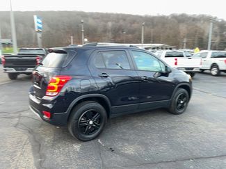 Used 2022 Chevrolet Trax LT w/ LT Convenience Package video 5
