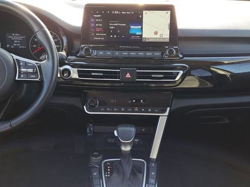 Used 2023 Kia Seltos EX image 26