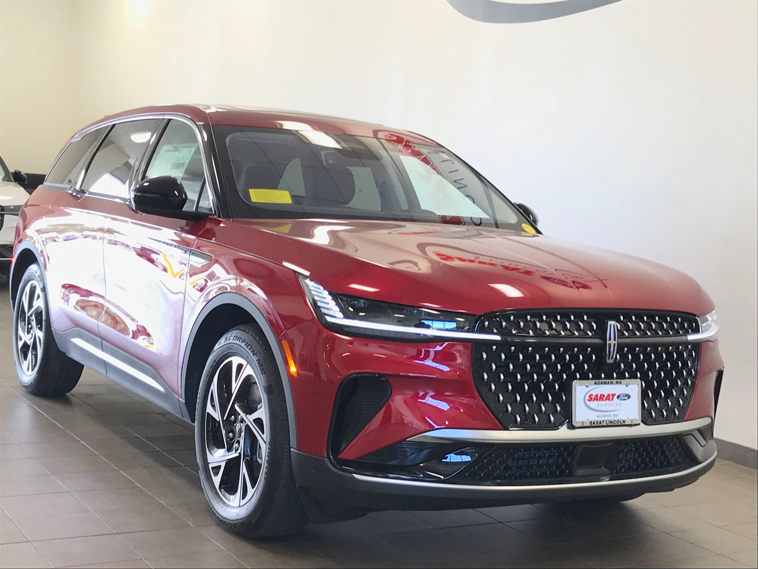 New 2026 Lincoln Nautilus Premier w/ Equipment Group 102A AWD/4WD image 2