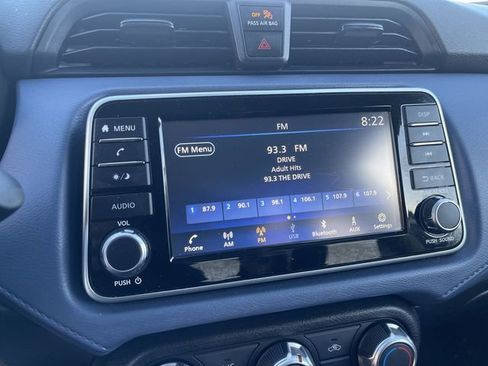 Used 2023 Nissan Versa SV image 19