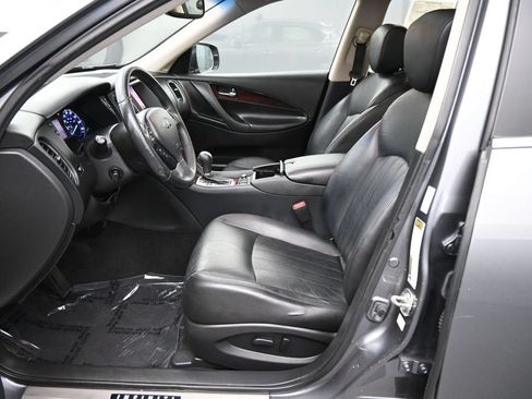 Used 2017 INFINITI QX50 2WD w/ Premium Plus Package image 13