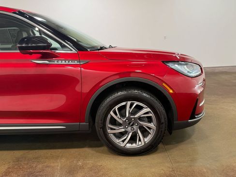 Used 2023 Lincoln Corsair AWD w/ Equipment Group 101A image 31