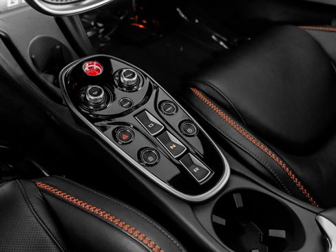 Used 2023 McLaren GT image 34