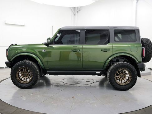 Used 2022 Ford Bronco Outer Banks AWD/4WD image 4