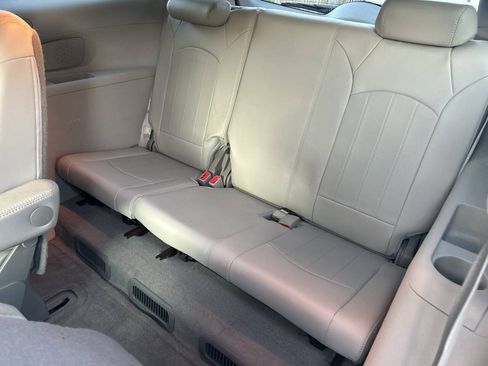 Used 2014 Buick Enclave Leather FWD image 16