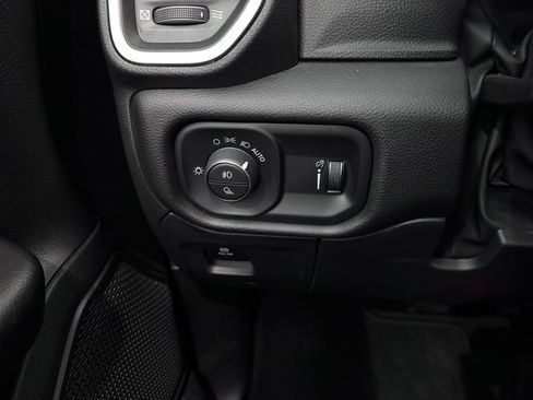 Used 2023 RAM 1500 Big Horn AWD/4WD image 21