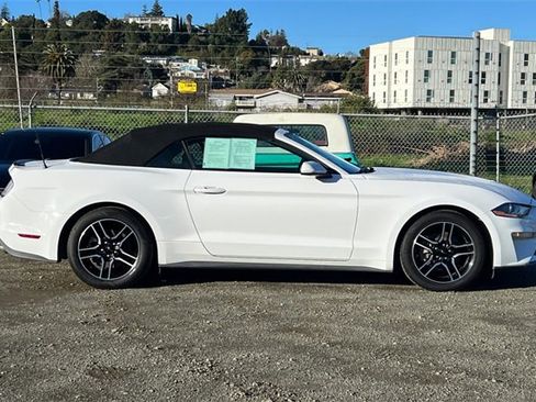 Used 2022 Ford Mustang Premium image 3