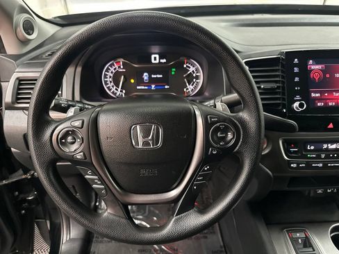 Used 2023 Honda Ridgeline Sport image 14