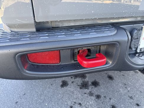 Used 2020 Jeep Gladiator Rubicon w/ Trailer Tow Package image 17