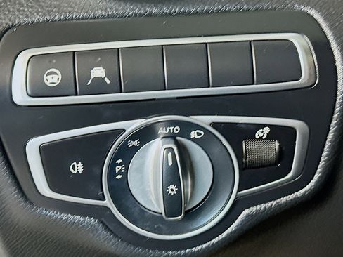 Used 2022 Mercedes-Benz C 300 Coupe image 17