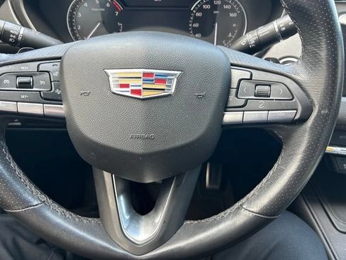 Used 2023 Cadillac XT4 Sport FWD image 17