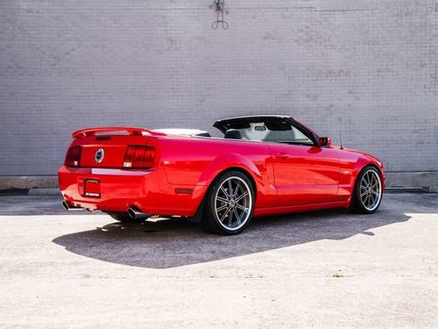 Used 2006 Ford Mustang GT Premium RWD image 46