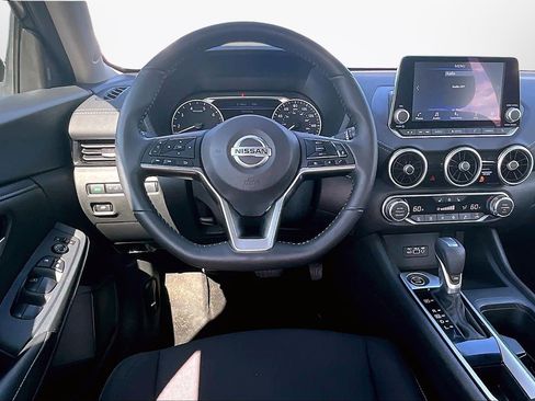 Used 2023 Nissan Sentra SV w/ All-Weather Package FWD image 4