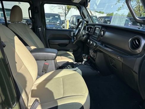 Used 2022 Jeep Wrangler Unlimited Sport AWD/4WD image 10