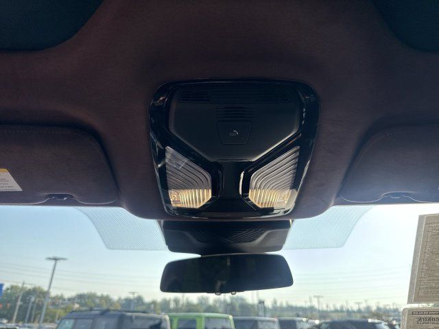 Used 2023 BMW XM AWD/4WD image 24