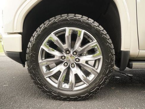 New 2026 GMC Sierra 1500 Denali w/ Denali Reserve Package AWD/4WD image 41