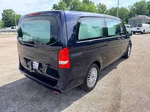 Used 2022 Mercedes-Benz Metris image 7