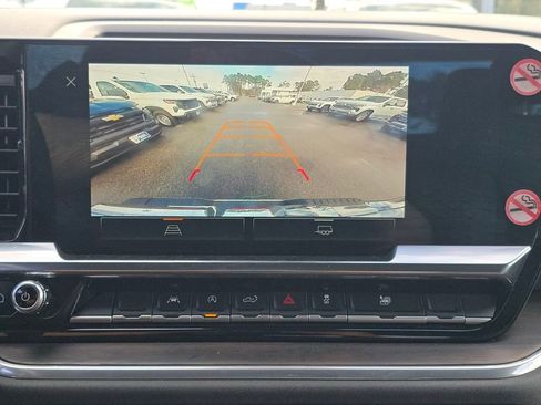 Used 2025 GMC Sierra 1500 SLT image 23