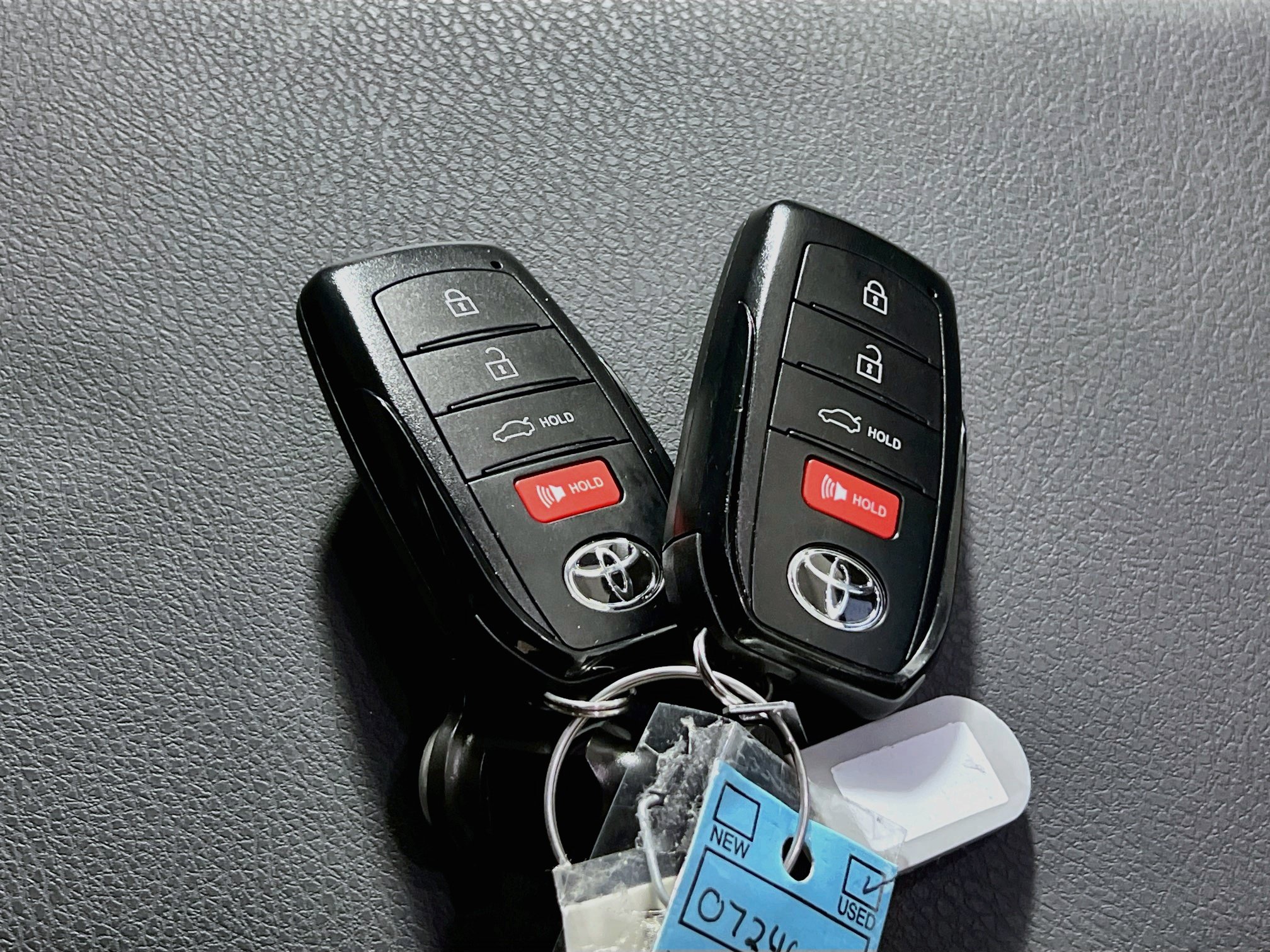 Used 2026 Toyota Camry SE FWD image 36