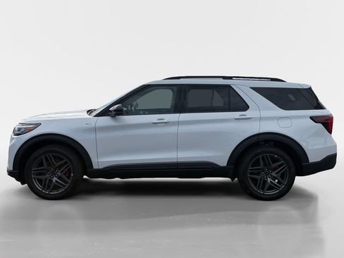 New 2026 Ford Explorer ST-Line w/ ST-Line Street Pack AWD/4WD image 32