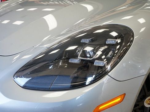Used 2019 Porsche Panamera 4 image 22