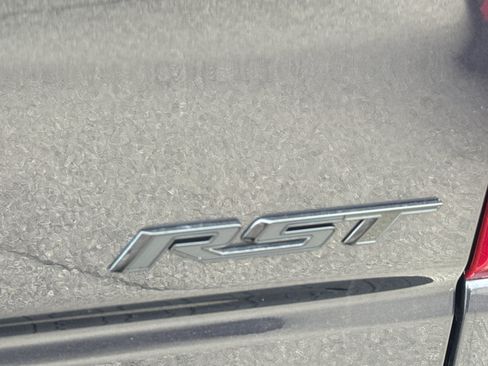 Used 2023 Chevrolet Silverado 1500 RST w/ Z71 Off-Road Package AWD/4WD image 10