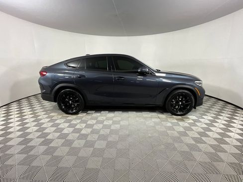 Used 2022 BMW X6 xDrive40i w/ Premium Package image 5