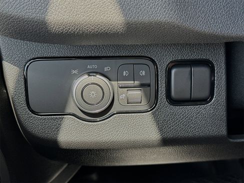 New 2024 Mercedes-Benz Sprinter 144 Cargo image 30