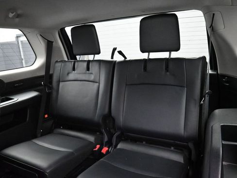 Used 2015 Toyota 4Runner Limited image 32