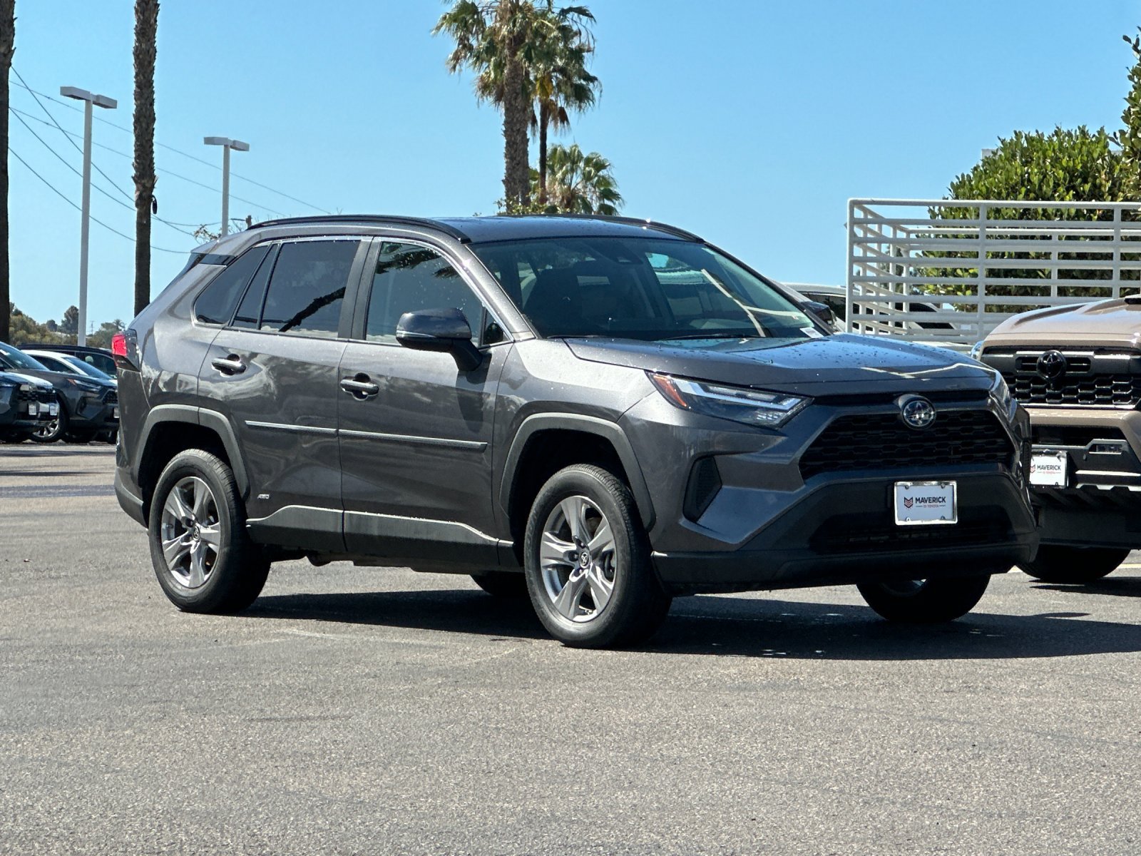 Used 2024 Toyota RAV4 LE AWD/4WD image 8