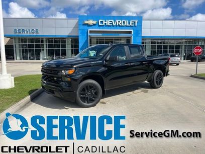 New 2026 Chevrolet Silverado 1500 Custom w/ LPO, Dark Essentials Package