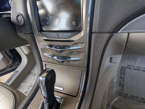 Used 2013 Lincoln MKX Sport Utility 4D image 13