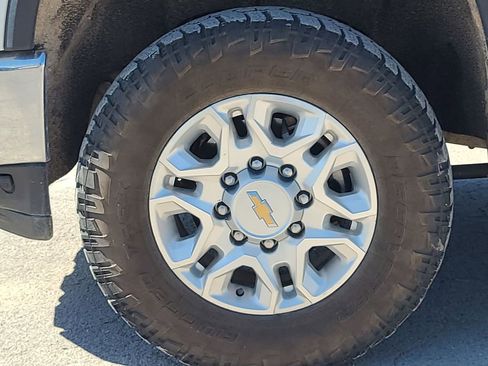 Used 2023 Chevrolet Silverado 2500 LTZ w/ LTZ Plus Package image 34