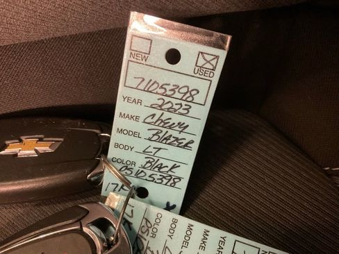 Used 2023 Chevrolet Blazer LT w/ Driver Confidence Package image 30