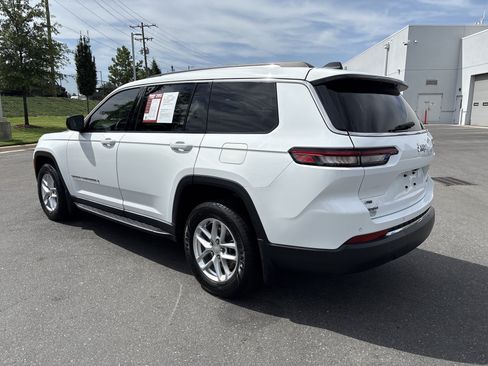 Used 2021 Jeep Grand Cherokee L Laredo w/ Luxury Tech Group I RWD image 7