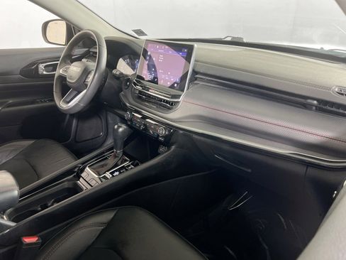 Used 2022 Jeep Compass Trailhawk image 26